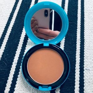 MAC x Patrick Starrr Bronzing Powder Give Me Life